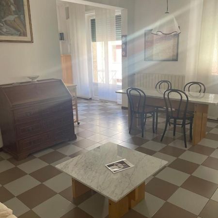 Central Home ラ・スペツィア エクステリア 写真